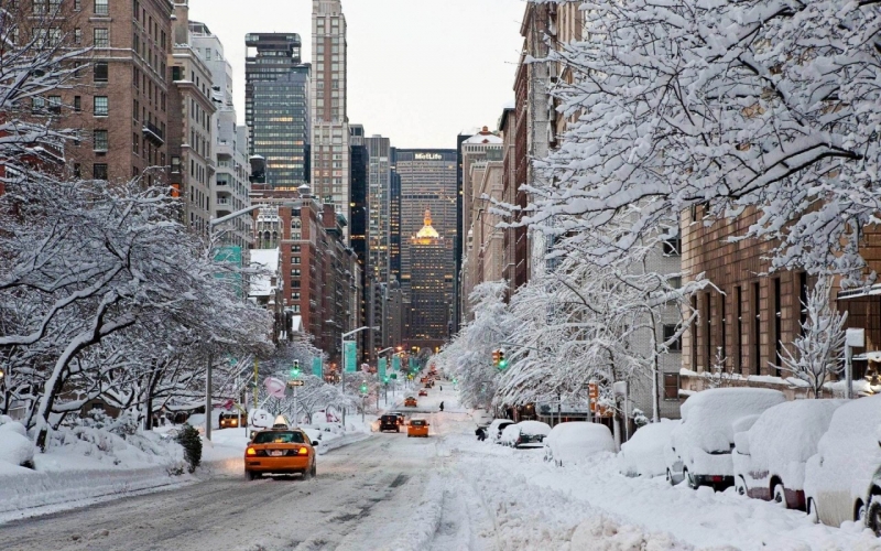 Извънредно положение в Ню Йорк, чакат сняг от половин метър